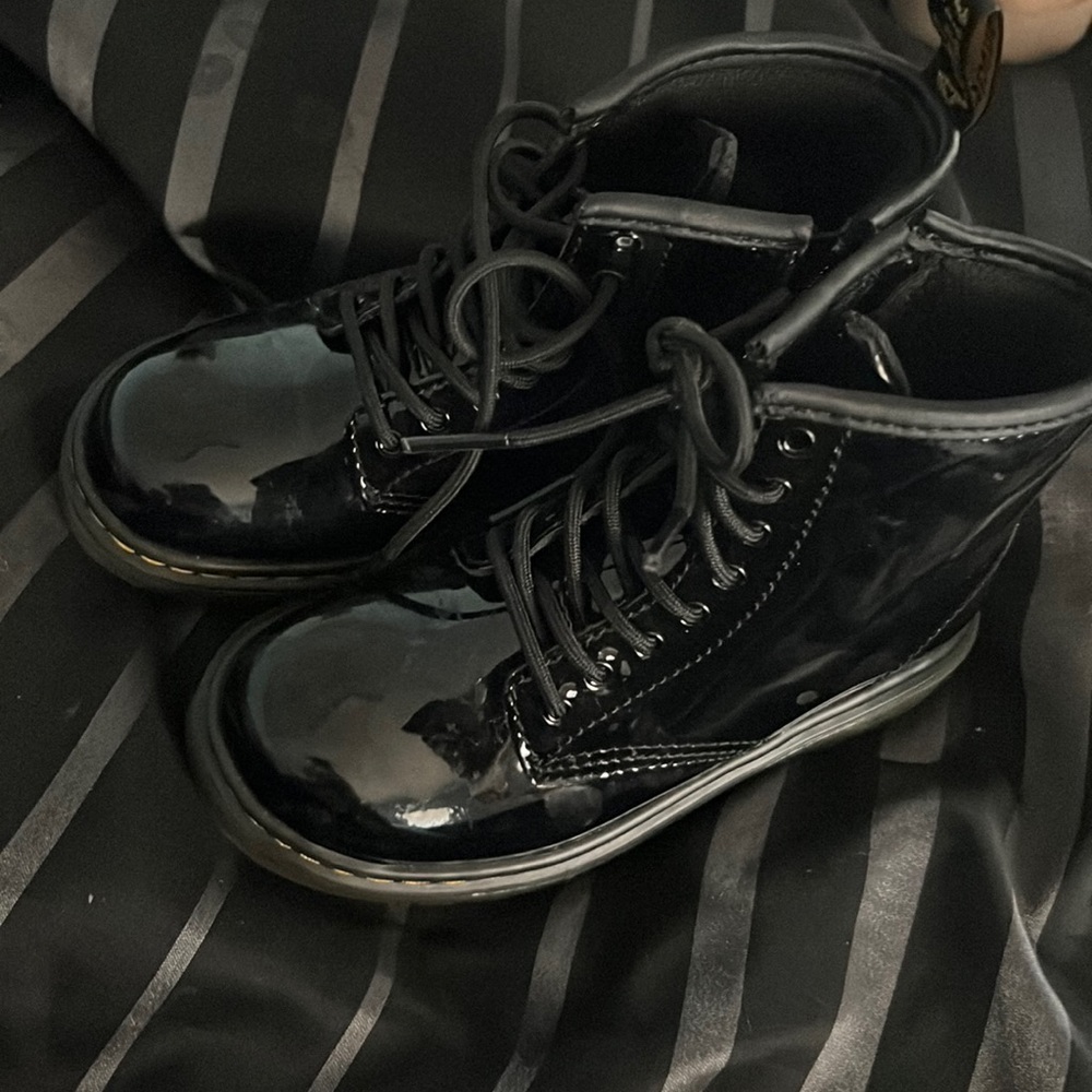 Toddler dr martens with box